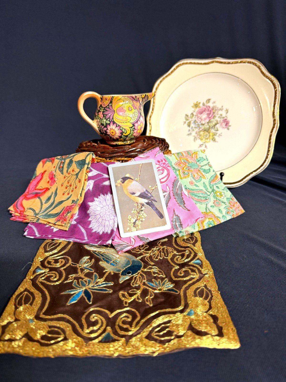 Vintage Cottagecore Floral Vignette – Decorative Collection