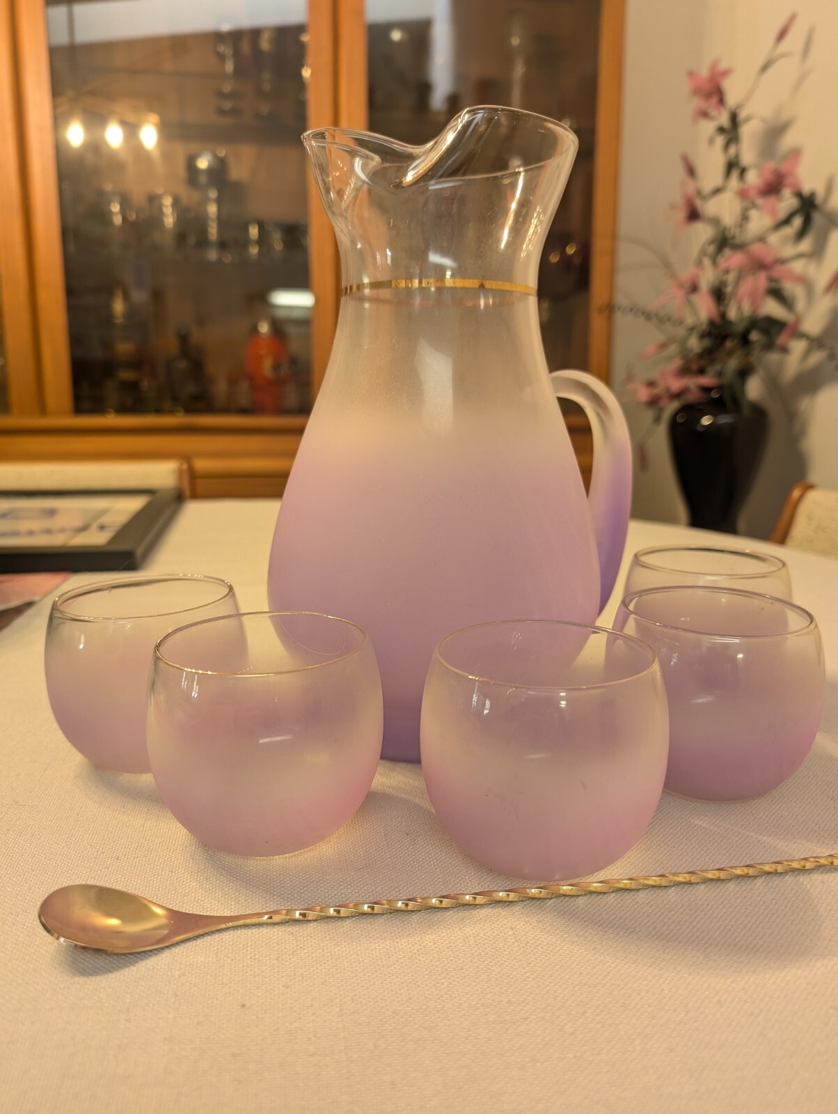 Beautiful Blendo Large Cocktail Pitcher with 6 Roly Poly Glasses + Stir Stick