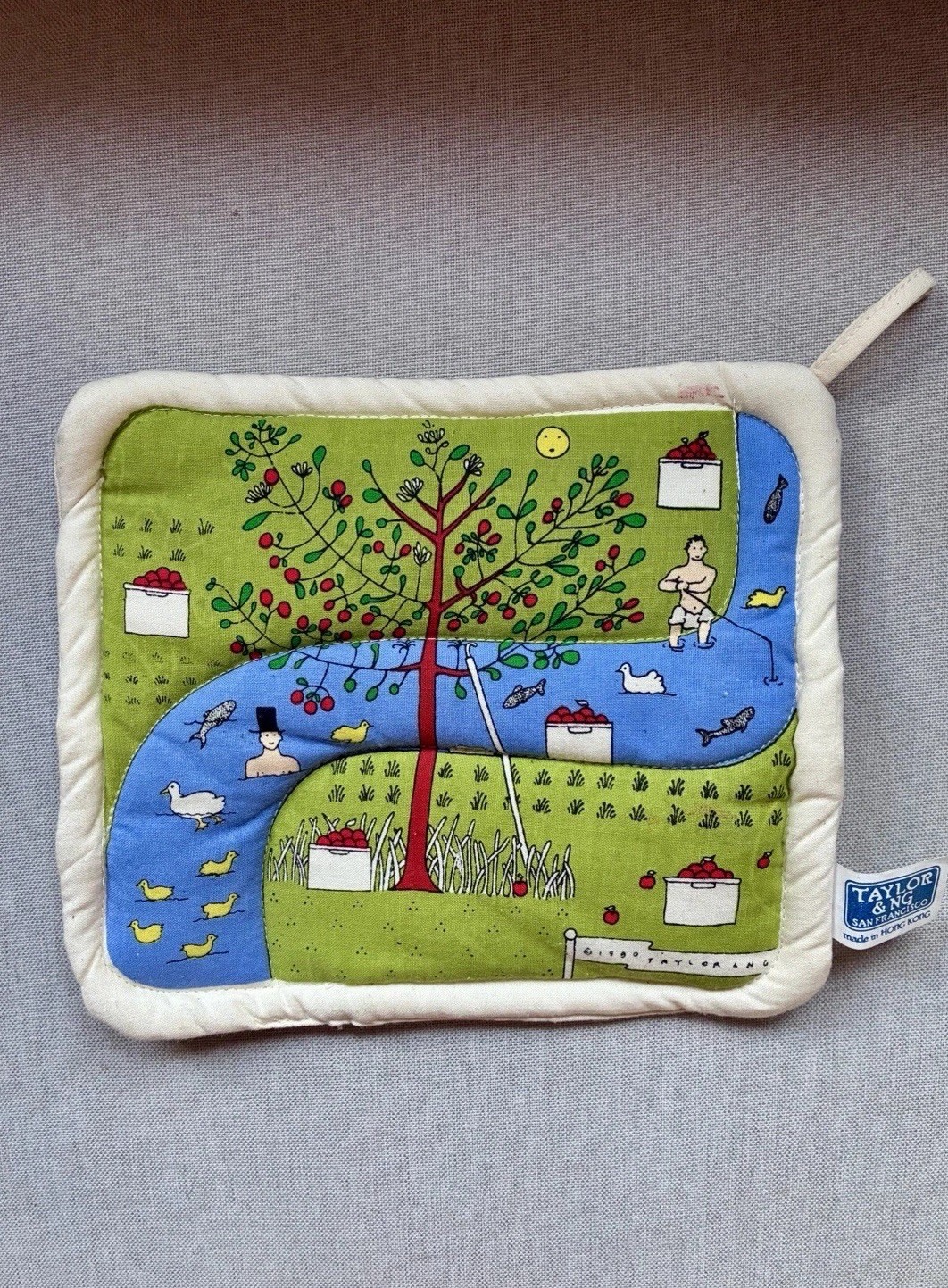 Vintage 1980 Taylor & Ng San Francisco Country Apples Potholder Oven Hot Pad