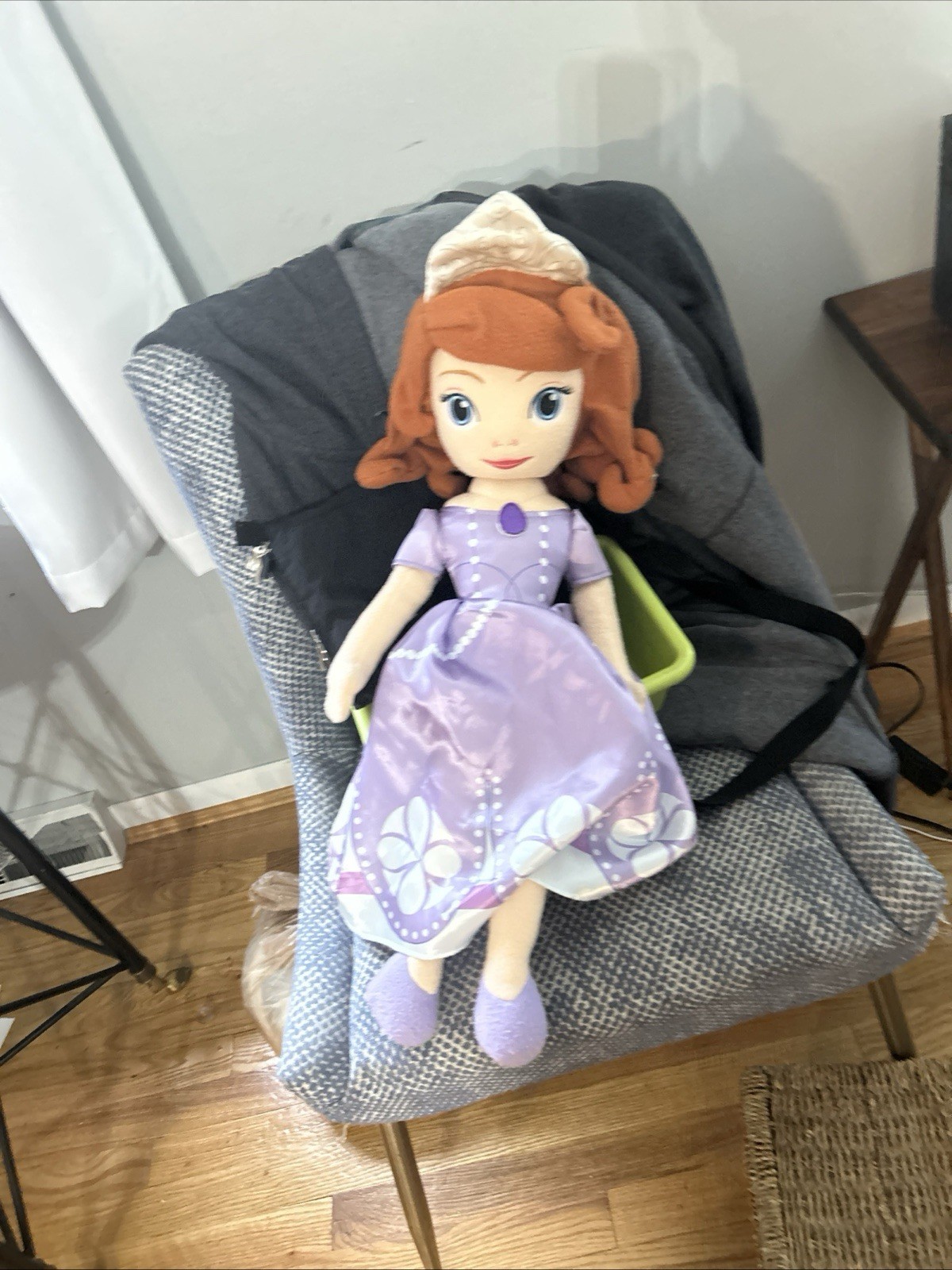 Disney Princess Sofia the First Plush Doll / Size 26\
