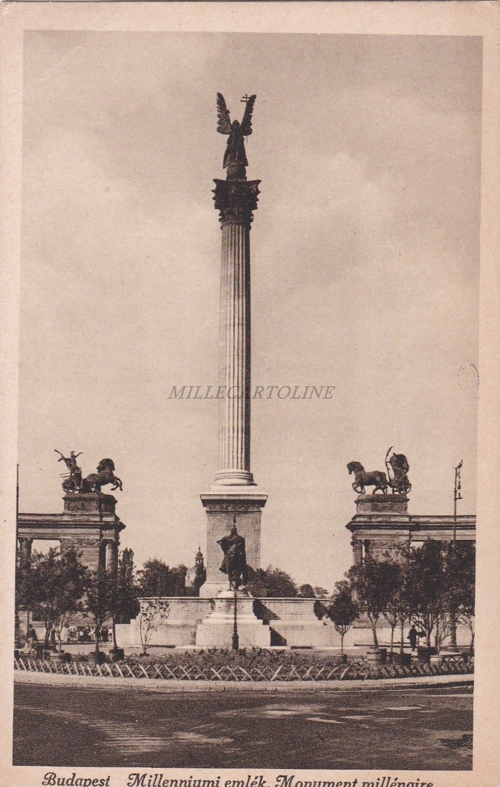 HUNGARY - Budapest - Milleniumi emlek - Monument millenaire