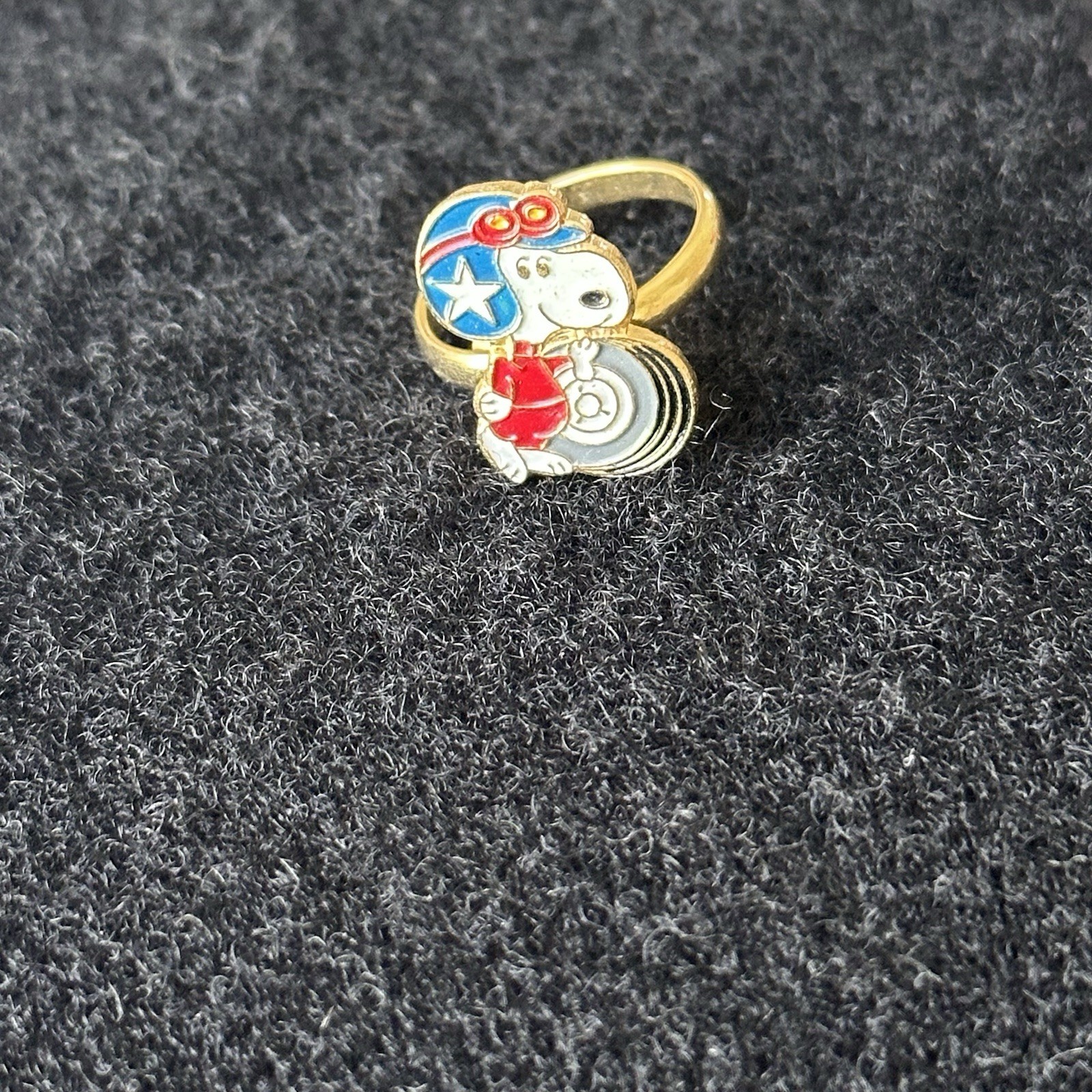 Vintage Aviva Snoopy Race Car Driver Adjustable Ring, Peanuts