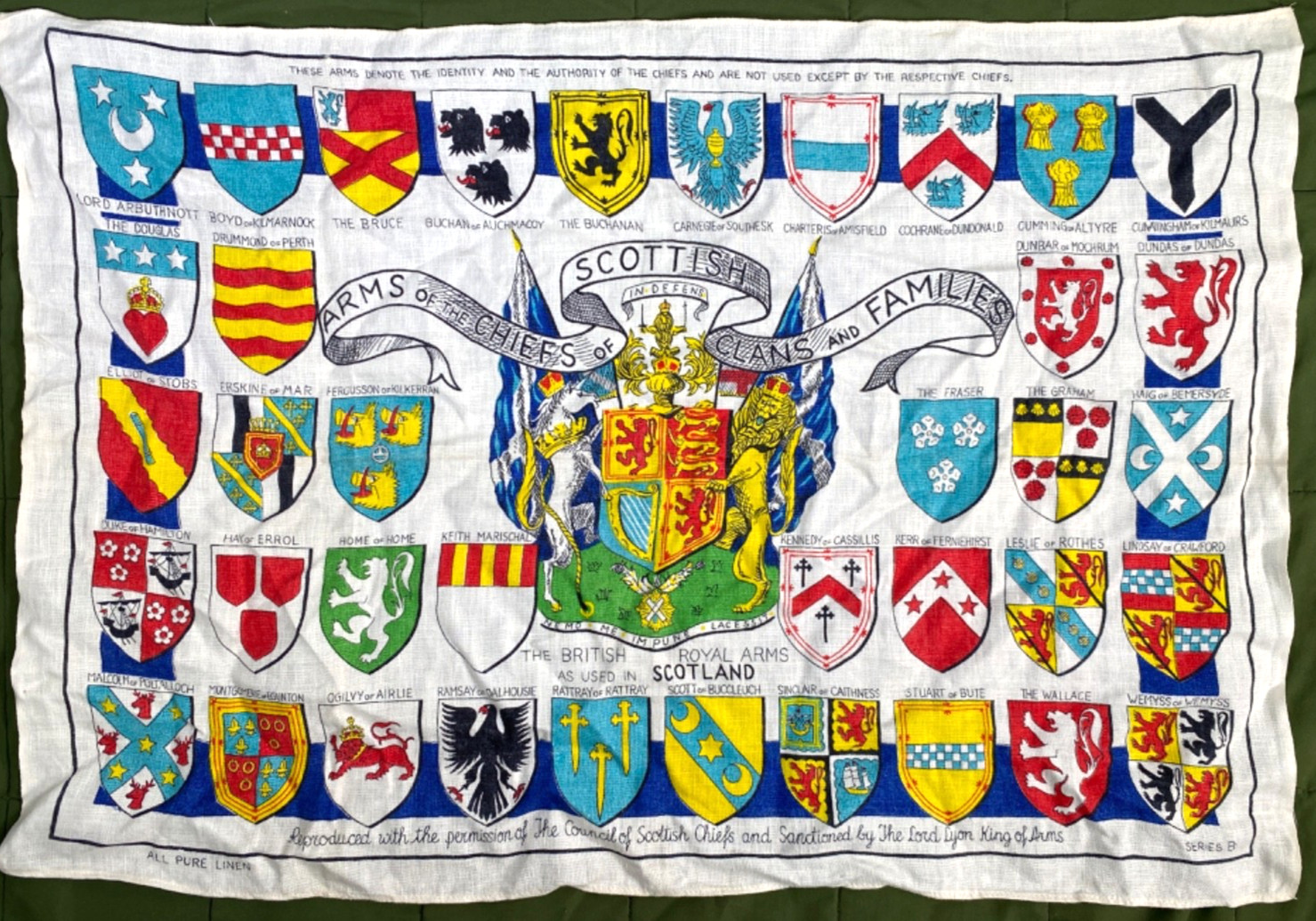 SCOTTISH CLANS AND FAMILIES vintage wall hanging or tea towel ARMS OF THE CHIEFS