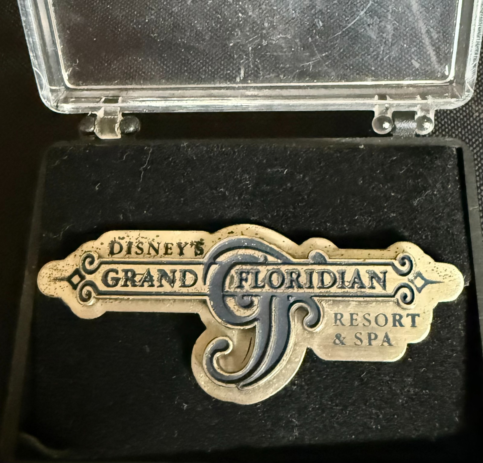 Disney WDW - Grand Floridian - Managers Pin-Vintage-Rare