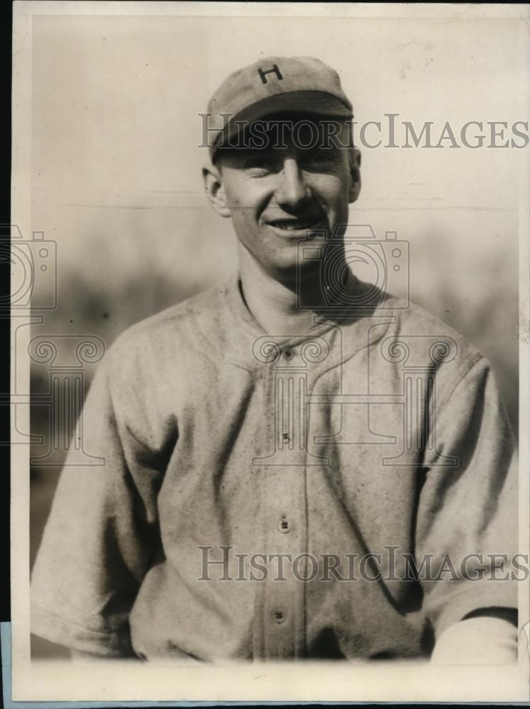 1930 Press Photo FE Nugent captain/ shortstop of Harvard baseball team