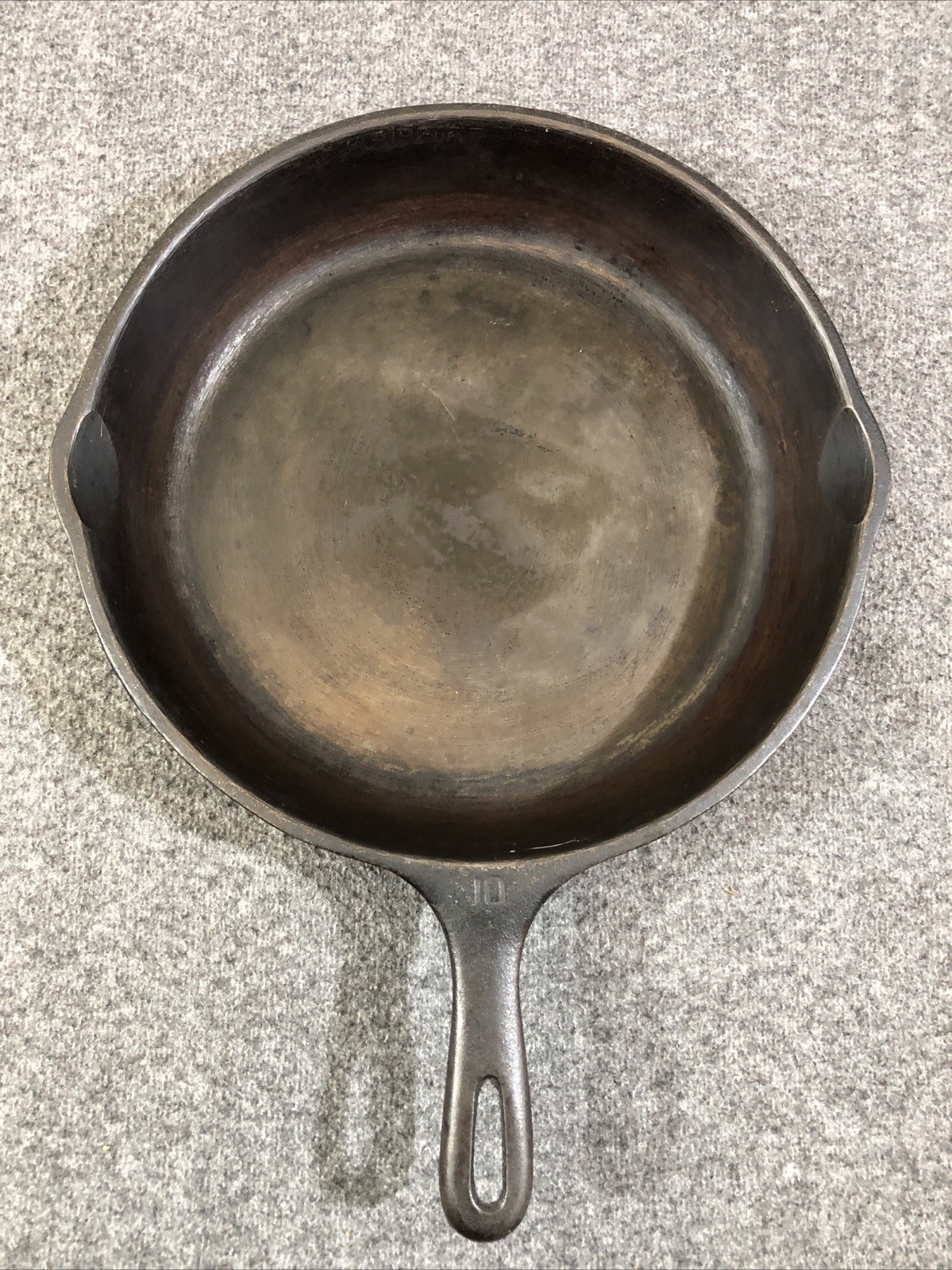 Vintage WAGNER WARE Cast Iron Skillets #10 (11 3/4” Dia.) Made In USA c. 1960’s
