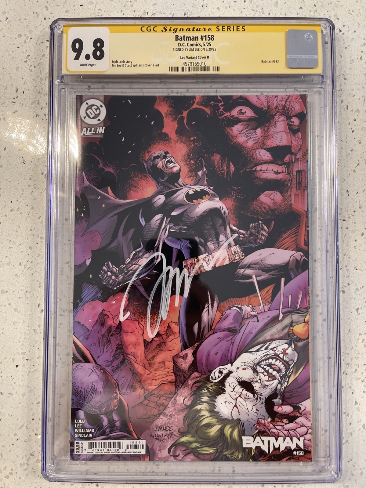 Batman 158: CGC 9.8 Lee Variant B- Signed By Jim Lee DC 5/25