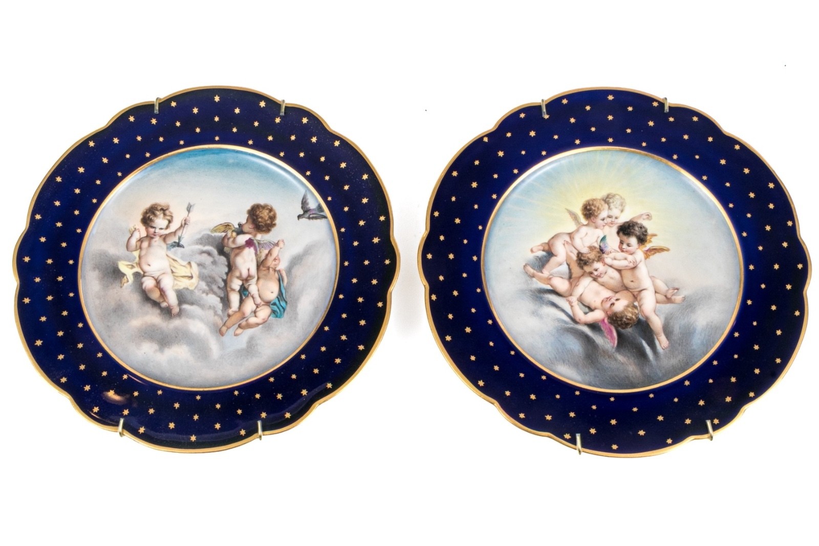 Pair Antique Franz Xaver Thallmaier Munich Cherub Cabinet Plates 9.5\
