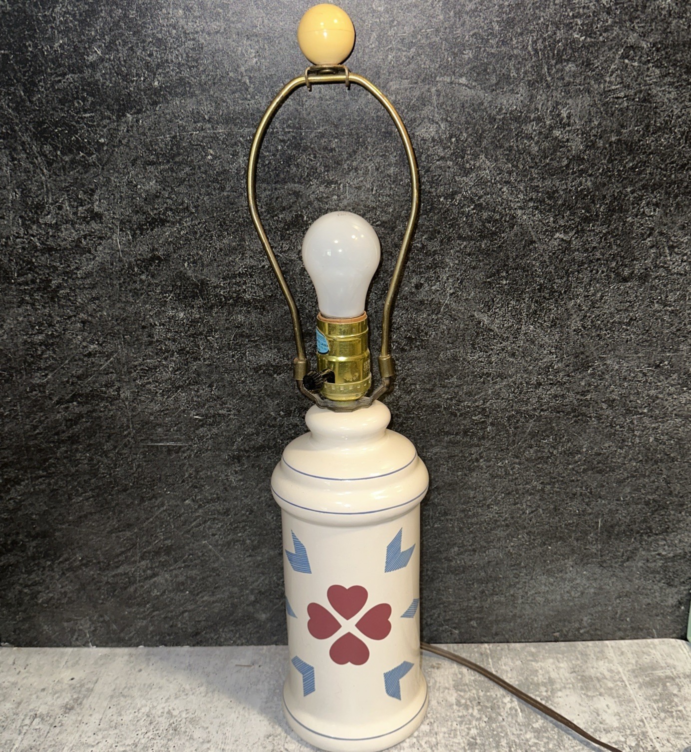 Vintage 1980s Cottagecore Patchwork Heart Ceramic Table Lamp Quilt Block Country