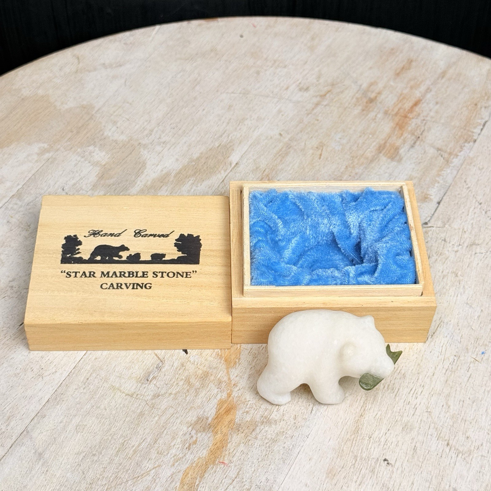 Vintage Star Marble Polar Bear Figurine Carving Nephrite Jade Fish Canada Boxed