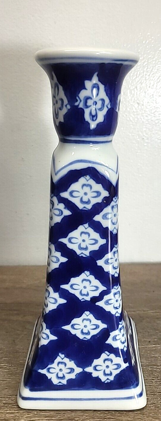 Vtg Silvestri Handcrafted Oriental Porcelain Candle Holder Blue White 8\