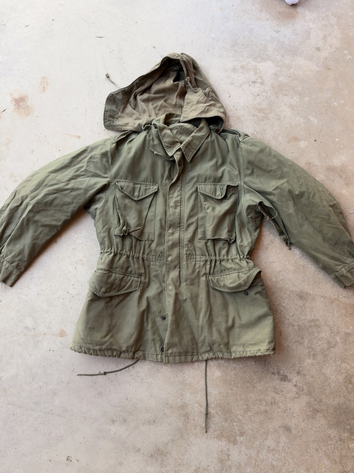 Vintage 40s WWII M-1943 Green Field Jacket With Hood XL