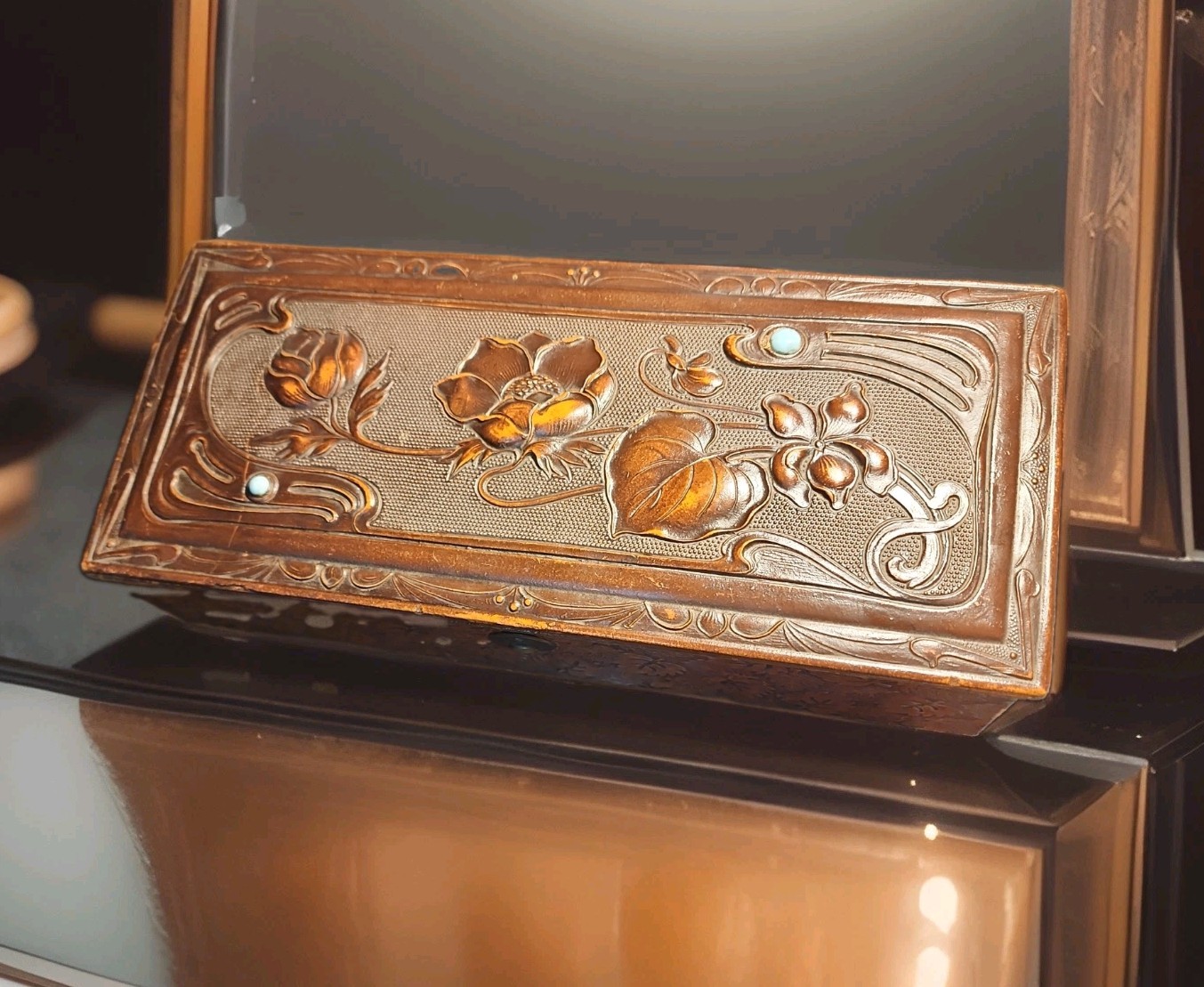 Antique Art Nouveau Glove /Dresser Box 11.5\