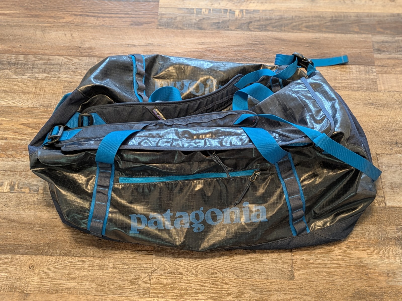 Vintage Patagonia Black Hole Polyester Duffel Carry Backpack Bag 49346 90 L
