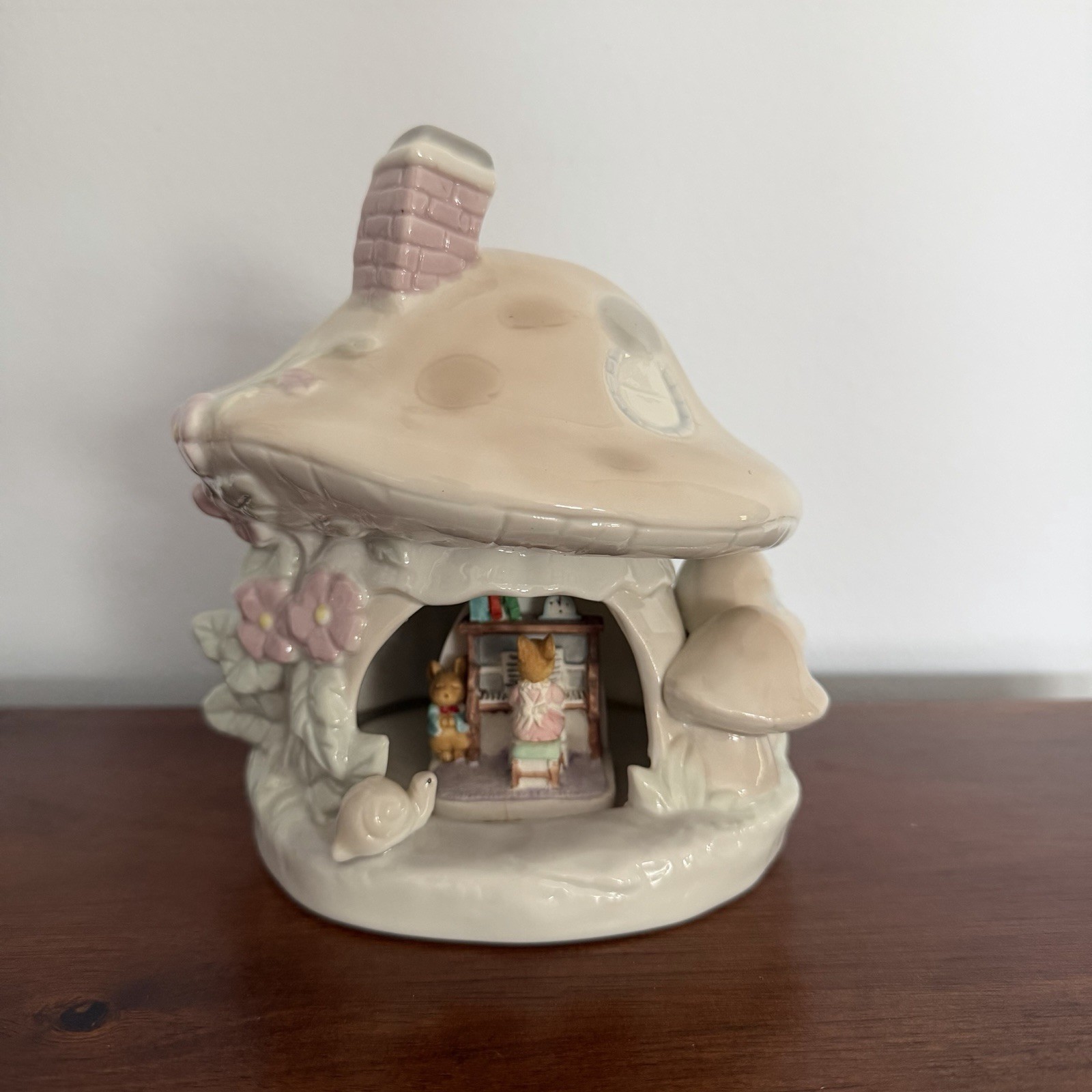 VTG 1990 whimsical Enesco Mushroom House Bunny Piano Figurine Woodland decor 
