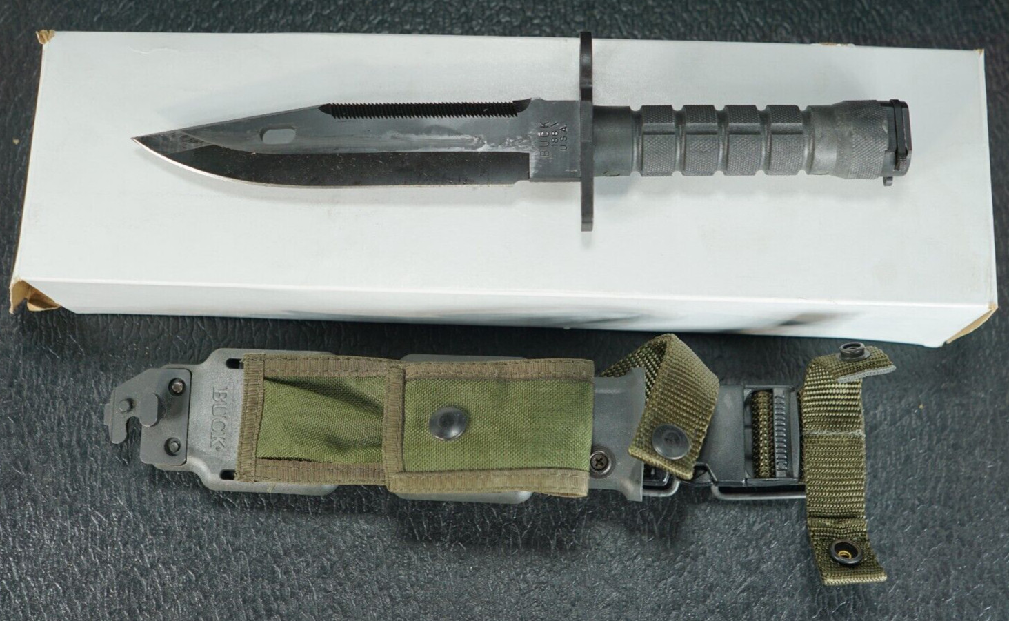 Buck Knives 188 USA M9 Bayonet w/ original box sheath bianchi Knife NOS A3
