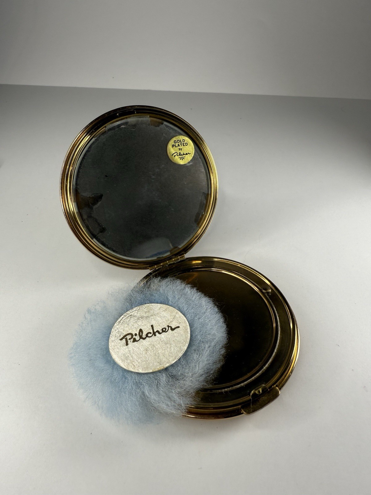 💄 Vintage Pilcher Gold Plated Compact w/Mirror & Powder Puff