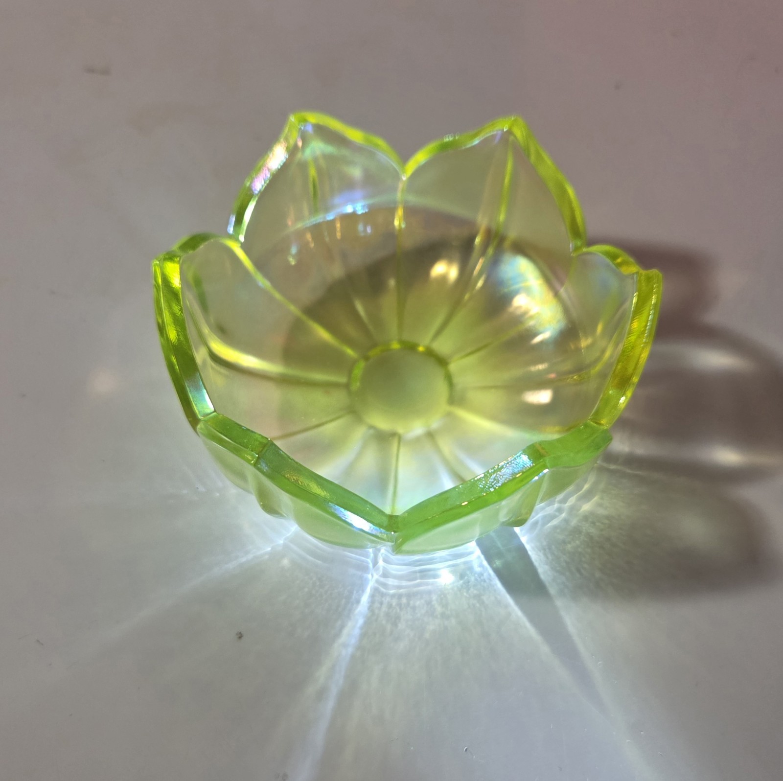Vintage~GLOWS ~Carnival Vasoline glass ~Lotus Master Salt Dip~3