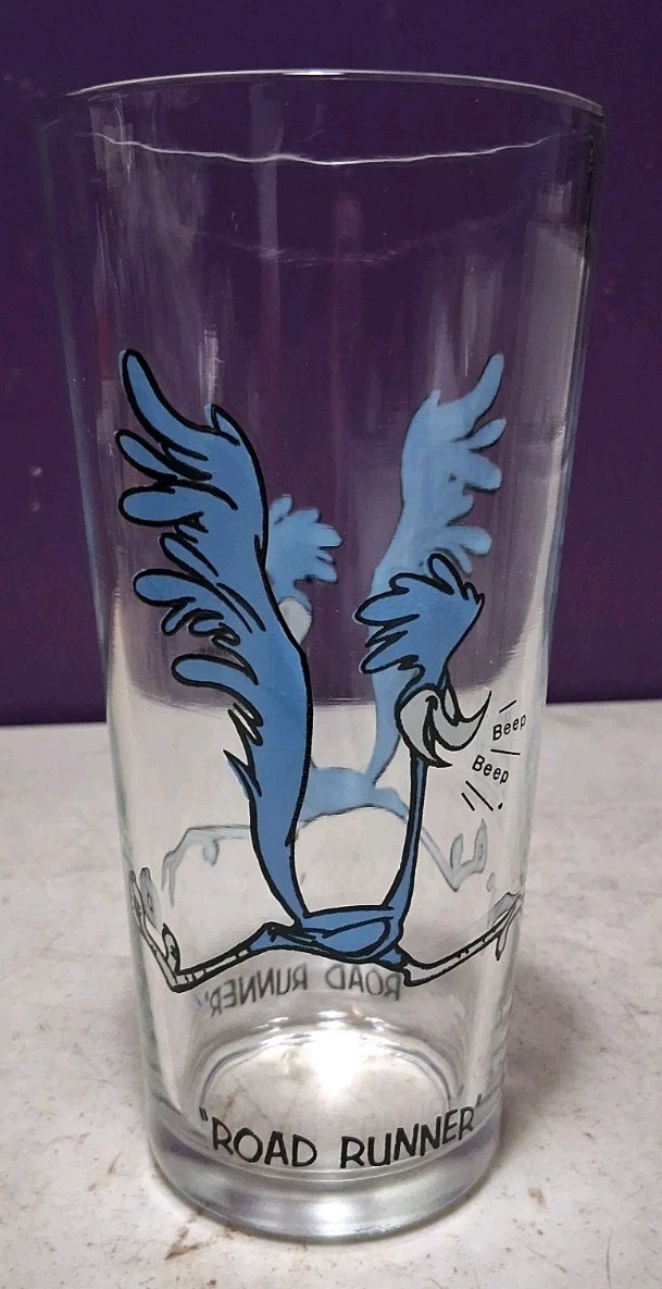 Vintage Pepsi 1973 Road Runner Beep Beep Glass Looney Tunes  