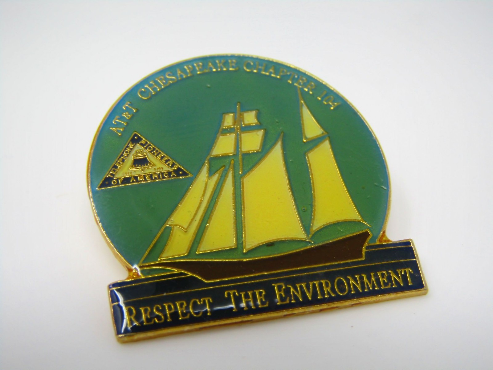 Vintage Collectible Pin: AT&T Chesapeake Ch 104 Respect the Environment