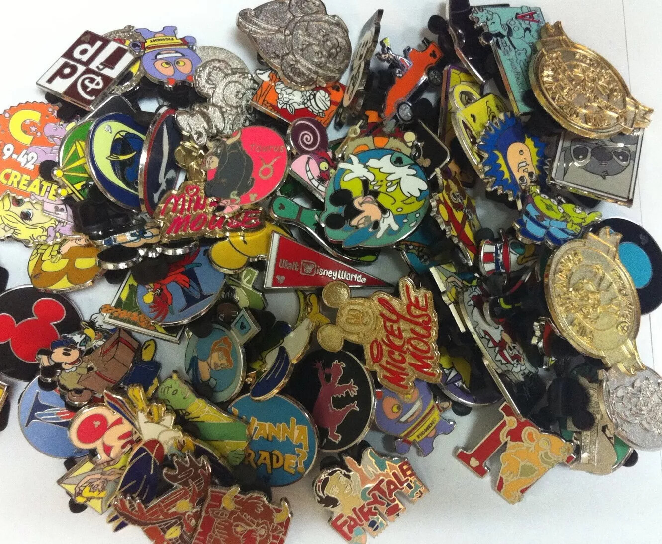 Disney Assorted Pin Trading Lots~ You Pick Size From 25-600 ~ Fast Shipping