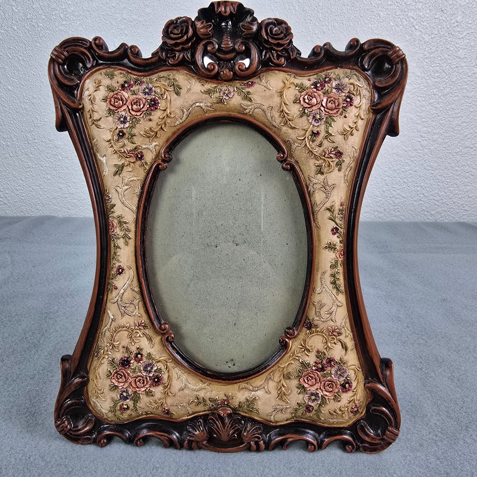 Vintage Victorian Style Tabletop Oval Picture Frame Brown Floral Baroque Rococo