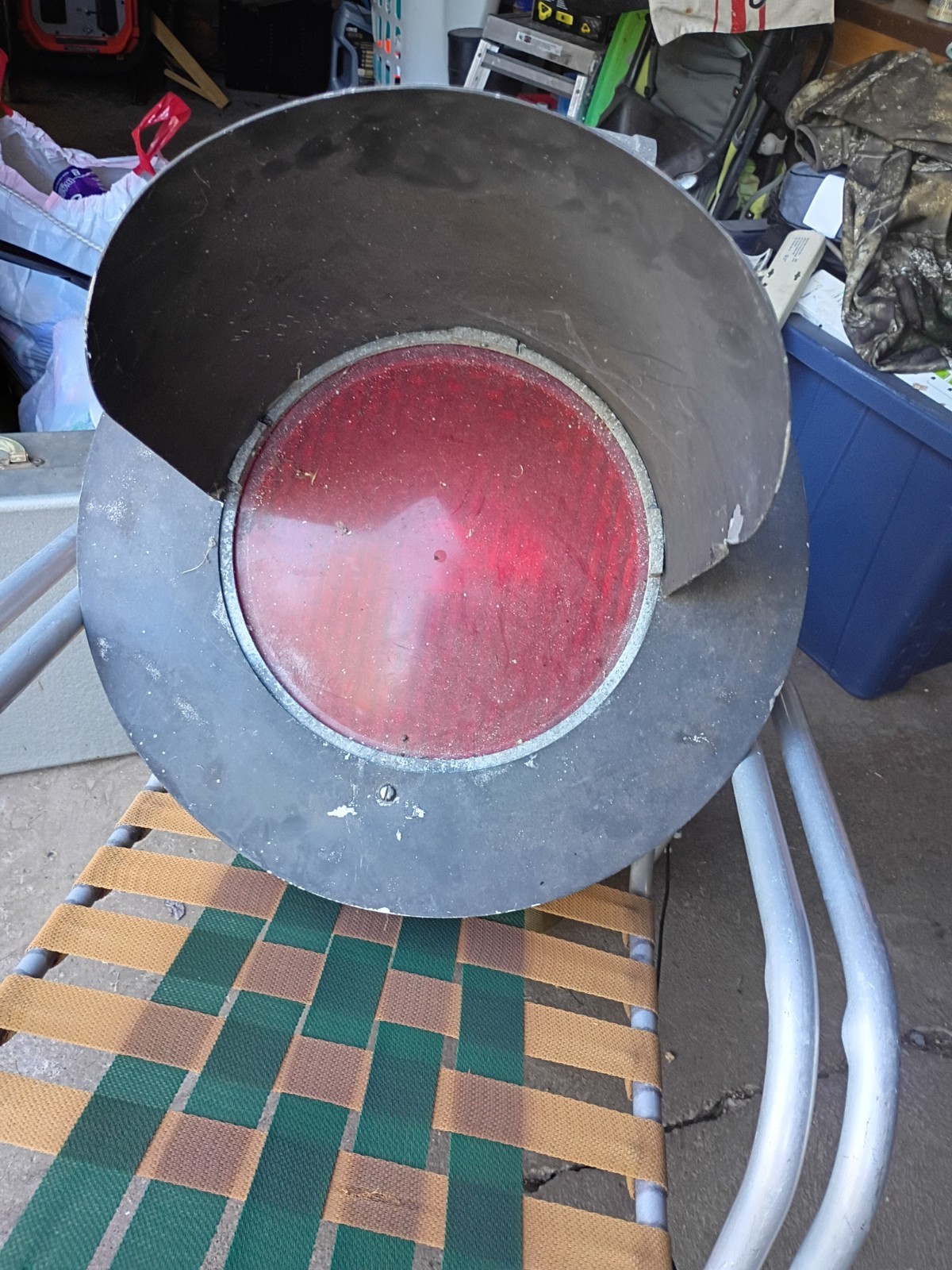 Actual Railroad Track MI Brand 51055 Red Stoplight helped stop many trains