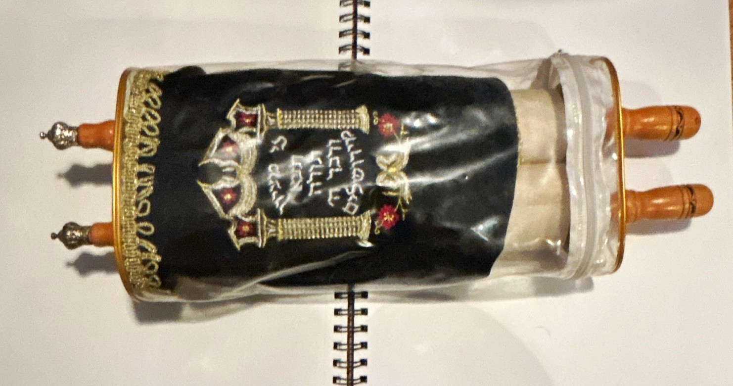 Mini Torah Scroll Hebrew Text Velvet Mantle Cover Wooden Rollers