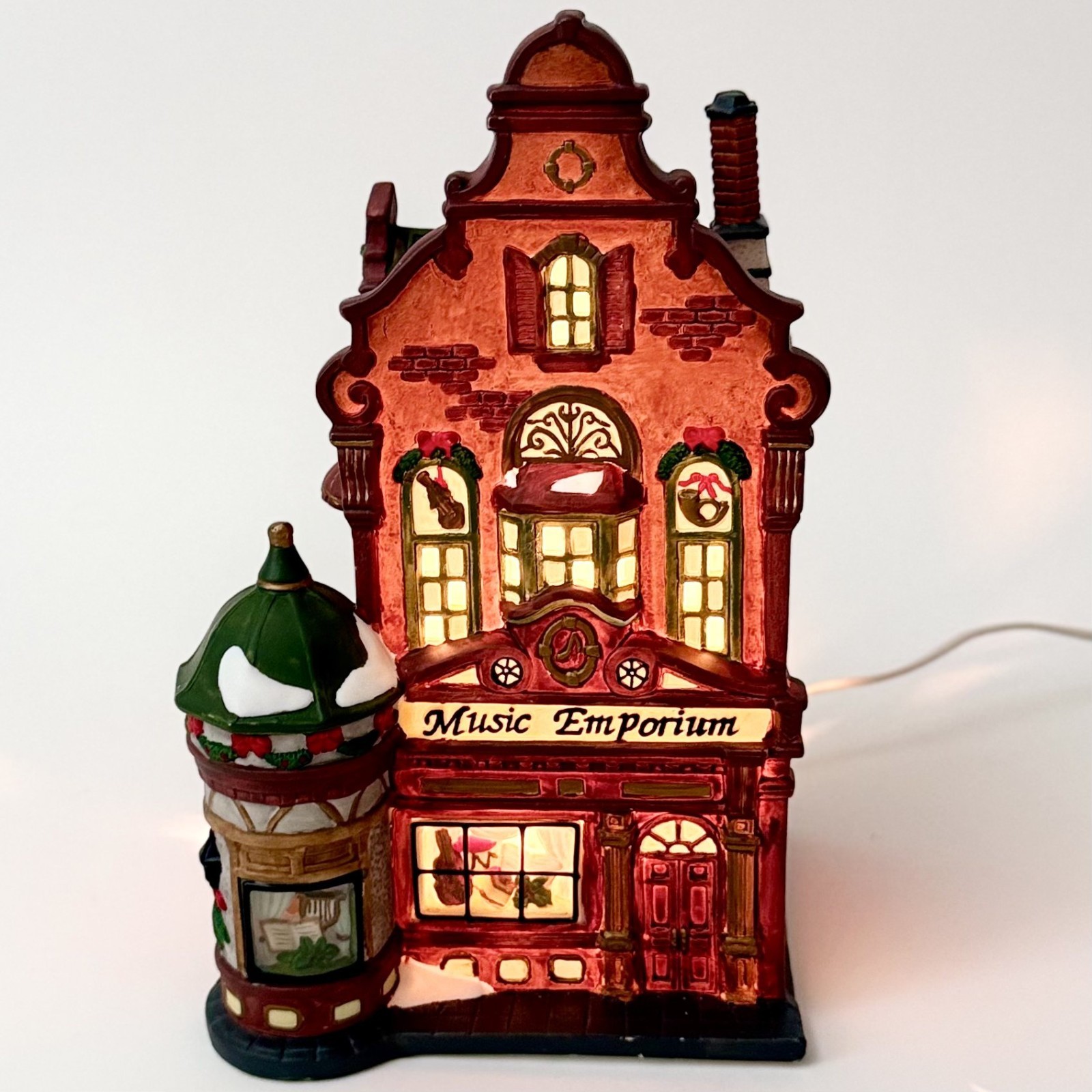 Holiday Time Music Emporium Christmas Village Lighted Porcelain Building Vintage