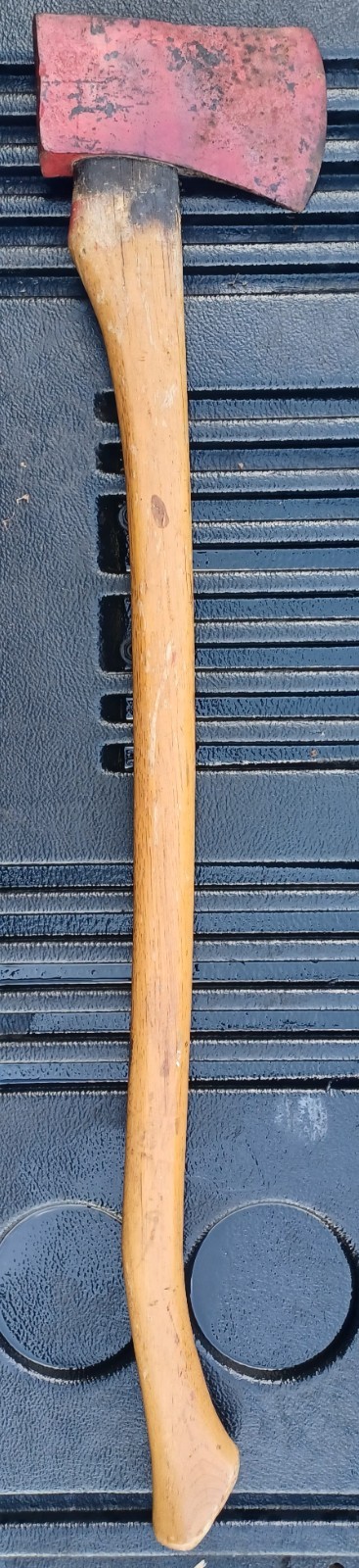 True Temper Woodslasher Unmarked Single Bit Axe w/ Handle Eye Ridges Vtg Nice