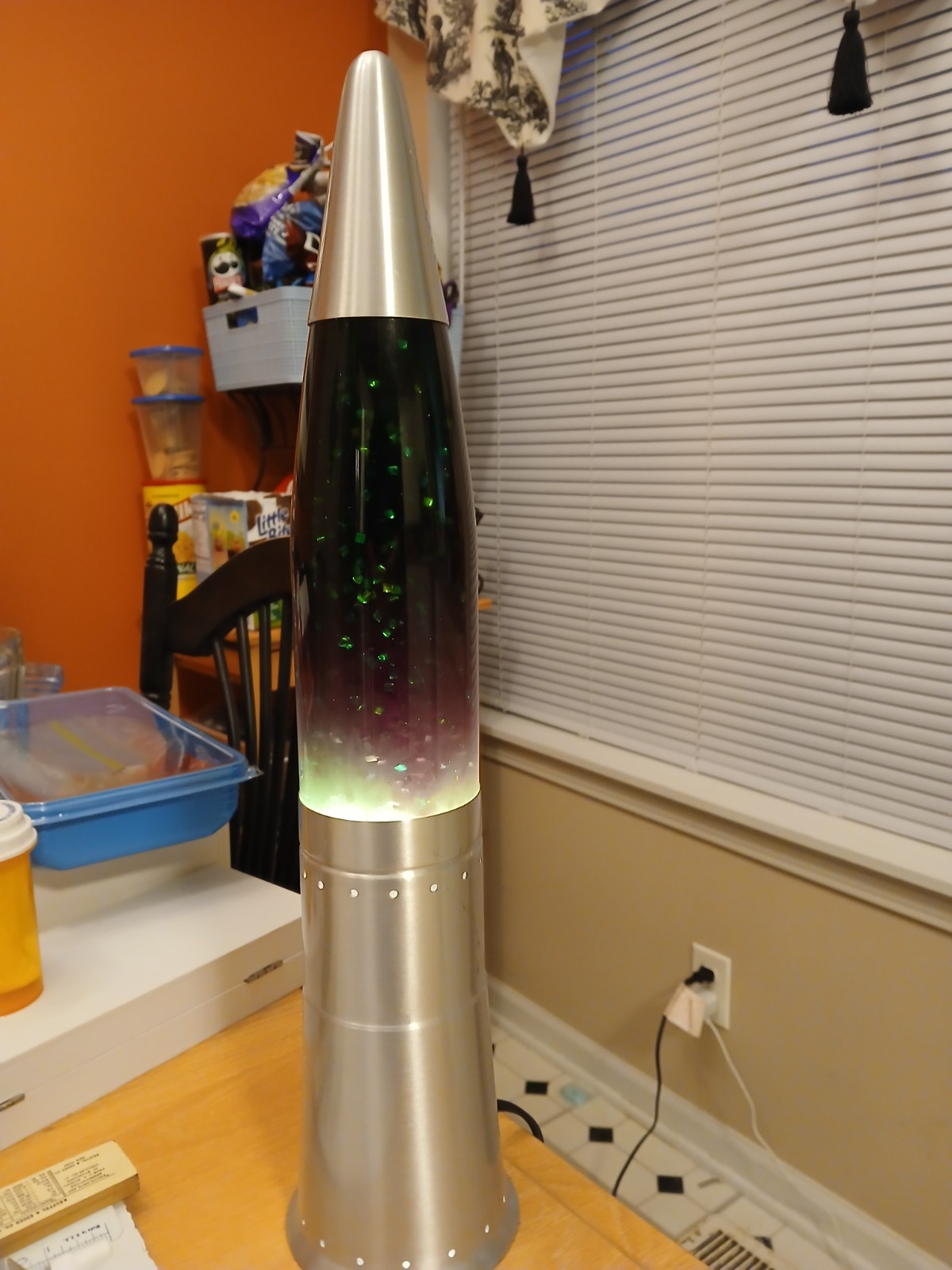 Vtg Pliable Art Lava Lamp Bullet Atomic Green Silver Glitter 19\