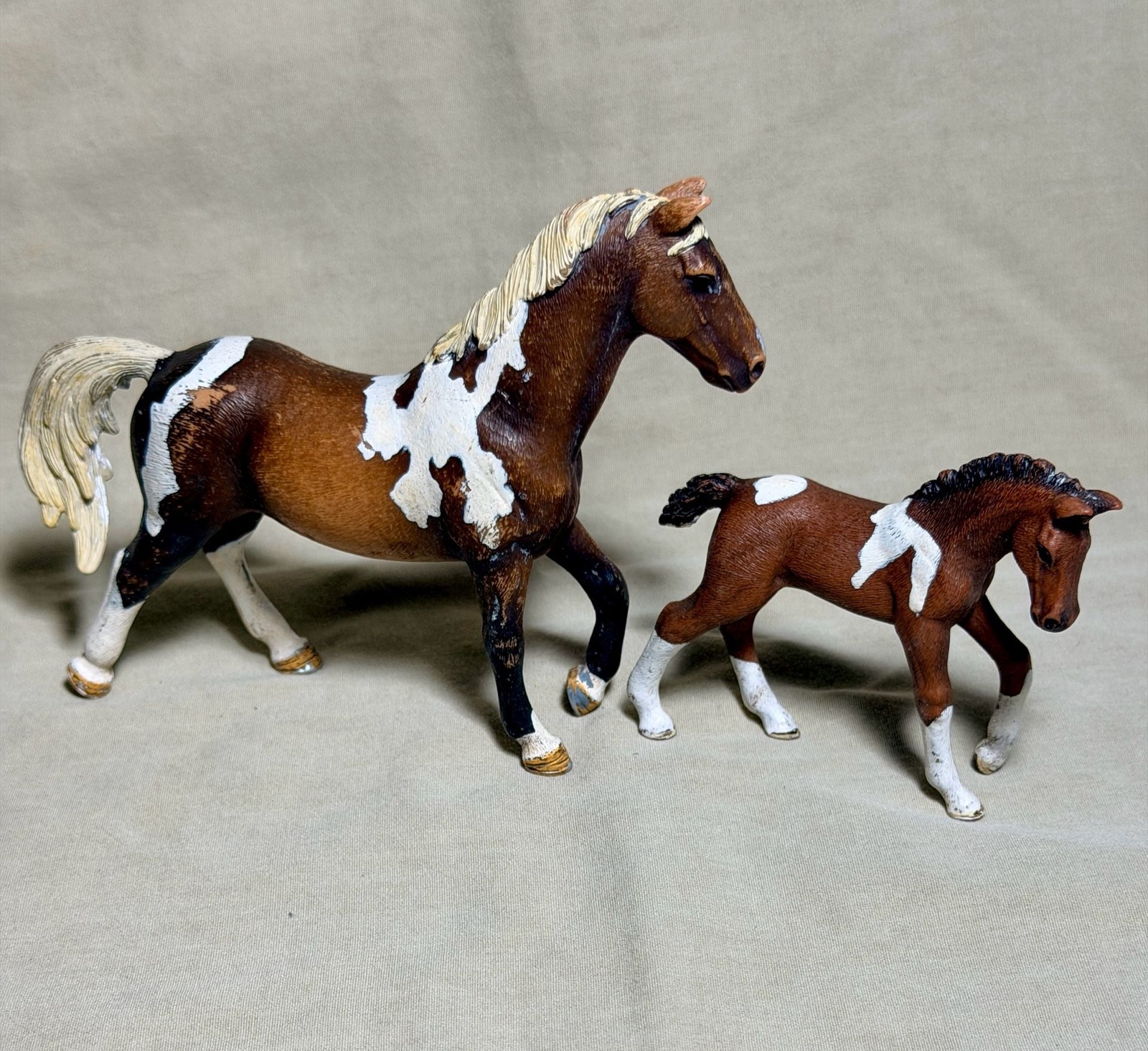 Schleich Paint Horse Mare And Foal Figurine Set