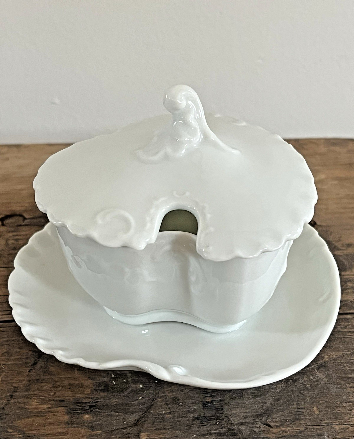 Haviland Marseille White Covered Mustard Miniature Sauce Dish Underplate