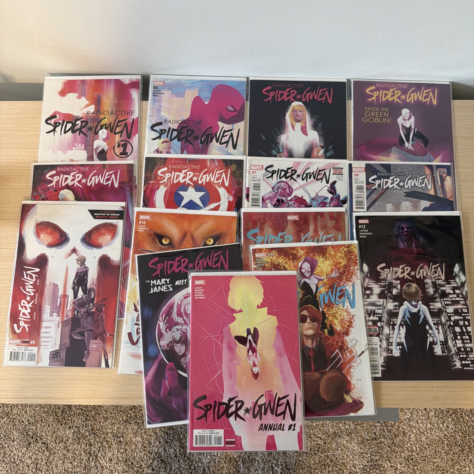Spider-Gwen (Vol. 2) #1-13 + Annual Jason Latour Robbi Rodriguez Marvel (2016)