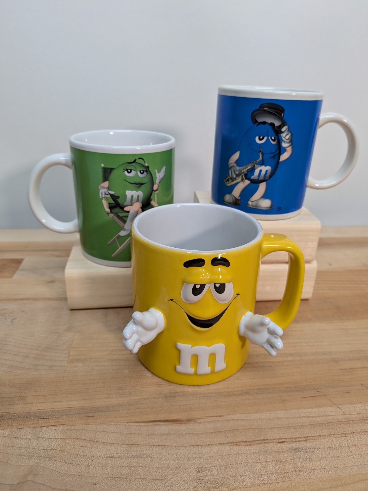 Rare M&M\'s Mars Yellow Mug with 3D Hands, Plus Blue and Green Mugs, 3 Total 