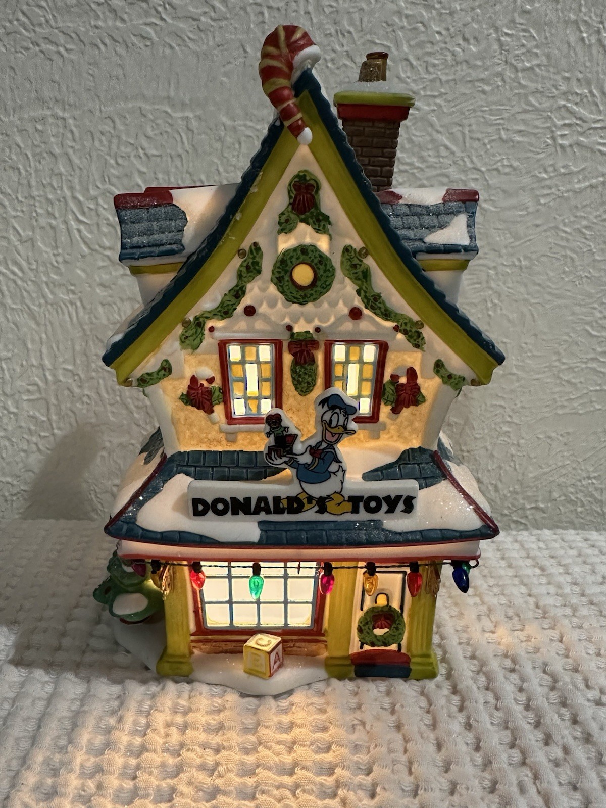 Dept 56 Disney Mickey\'s Merry Christmas Village “Donald\'s Toys “