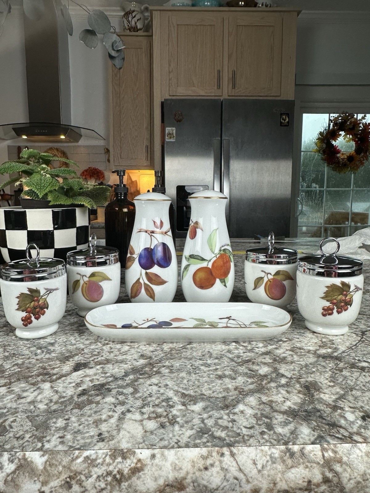 Vintage Royal Worcester Evesham Gold Porcelain 7-Piece CollectionMade in England