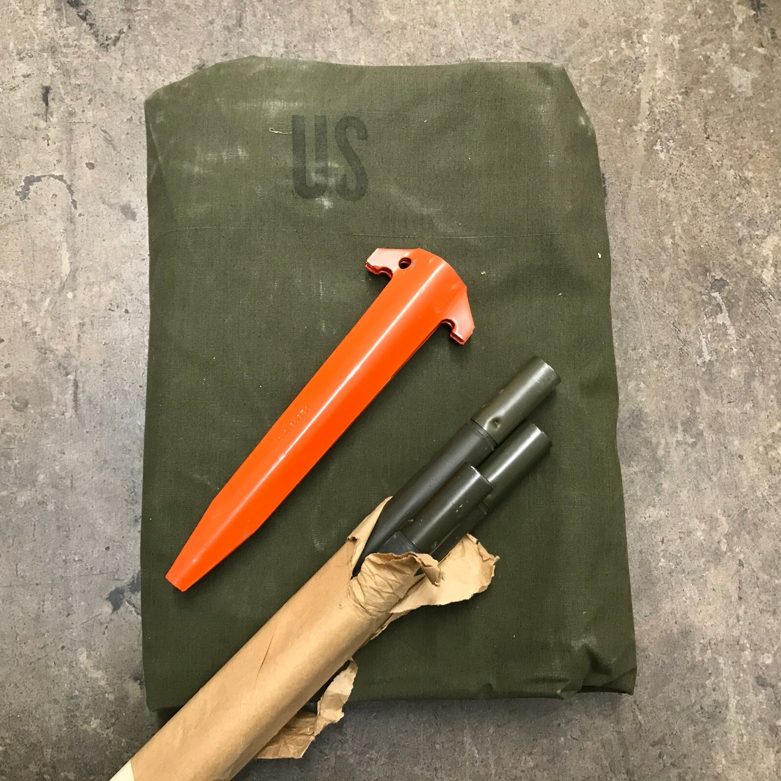 NOS US ARMY / USMC ORIGINAL Shelter Half Pup Tent, 1/2 Tent Set F-24