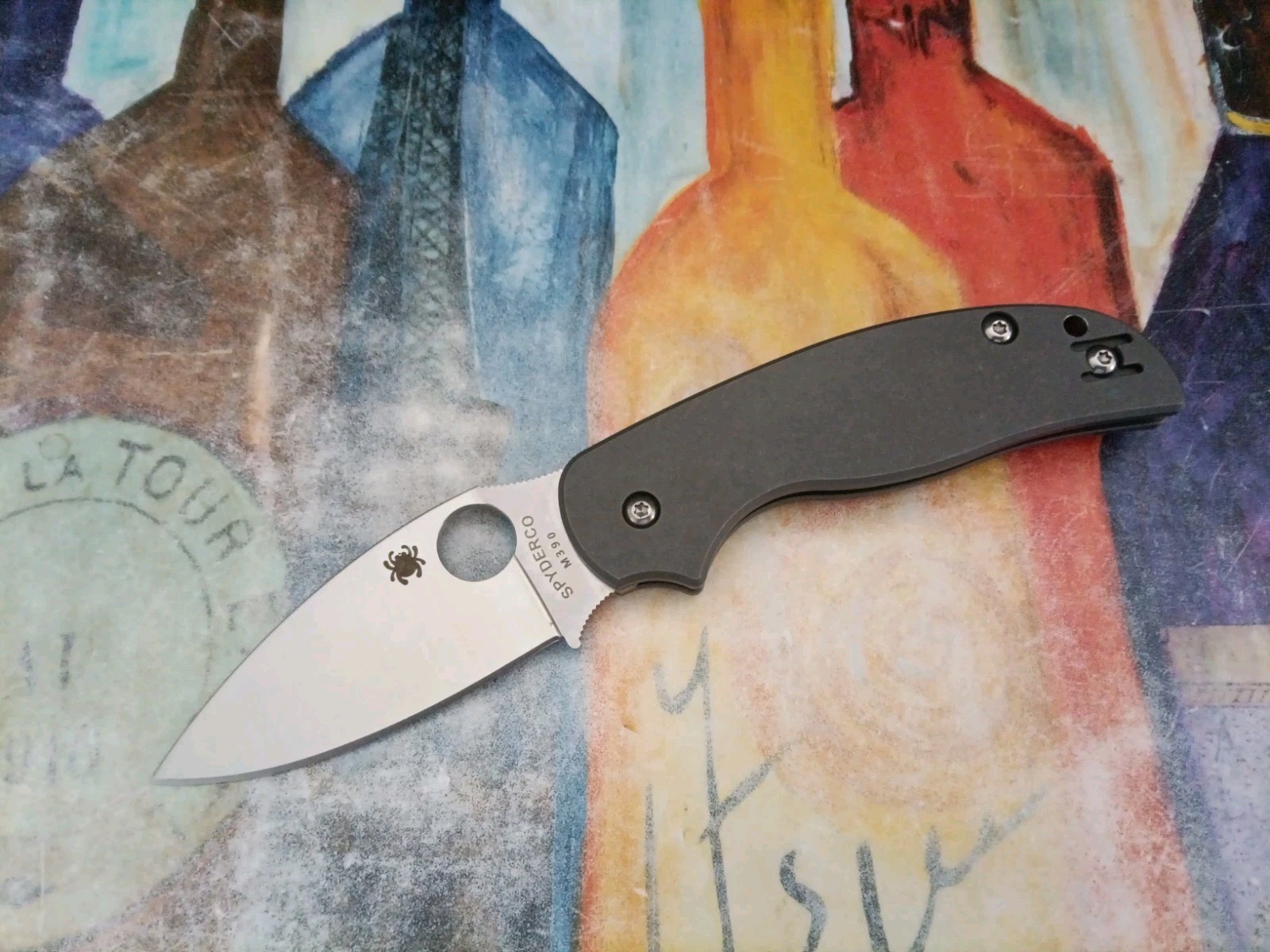 Spyderco Sage 5, Satin M390 Plain Blade, Titanium Handle w/Compression Lock