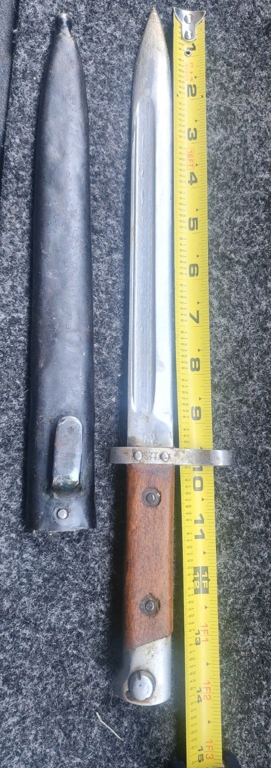 Antique WWI Austro-Hungarian Fighting Knife / Short Sword with Scabbard FGGY