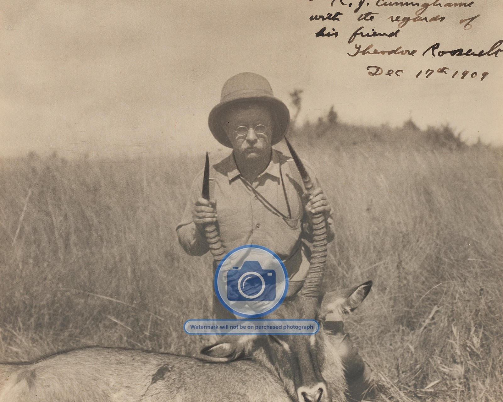 THEODORE ROOSEVELT HUNTING WATERBUCK AFRICA DEC 17TH 1909 8X10 PHOTO