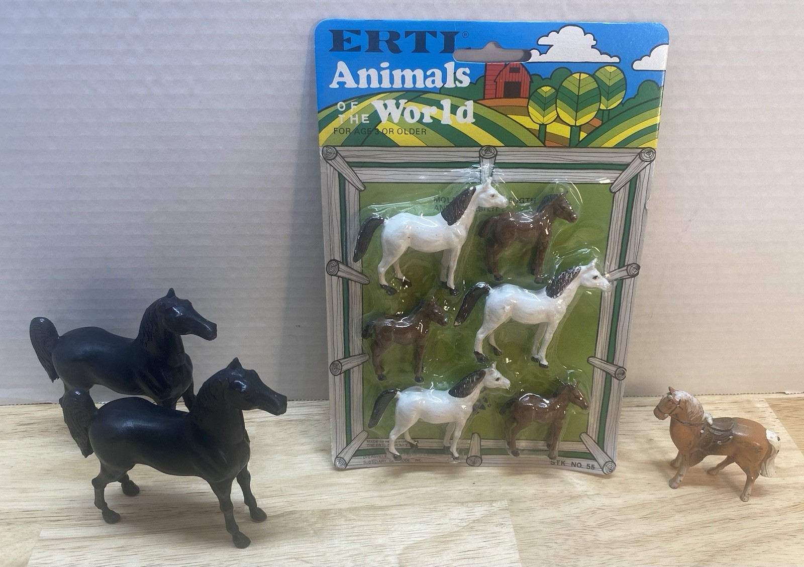 ERTL Animals/World Horse Set 6 Vintage 1970s Plus 1 Metal 2 Plastic Horses