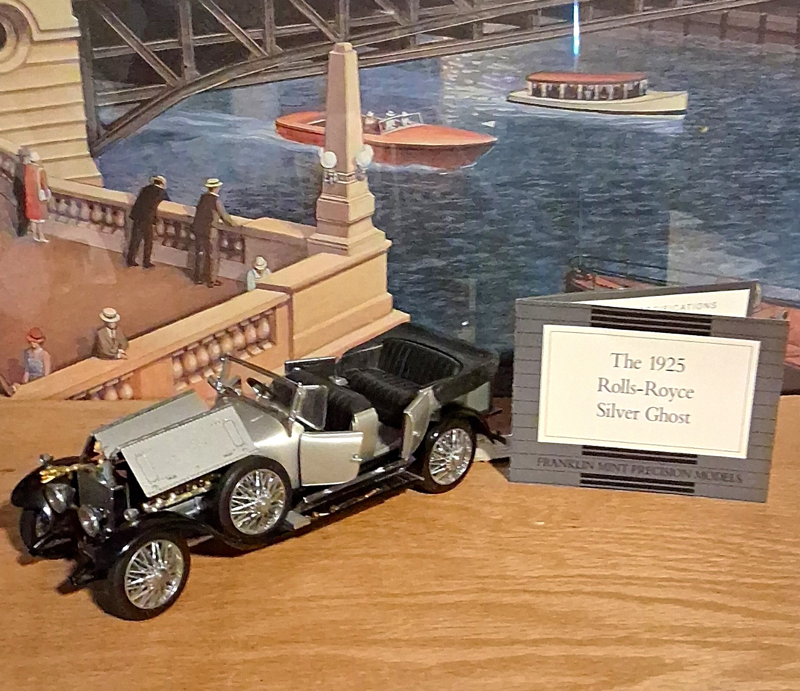 Franklin Mint 1:24 1925 Rolls-Royce Silver Ghost Diecast Model Car Silver/Black