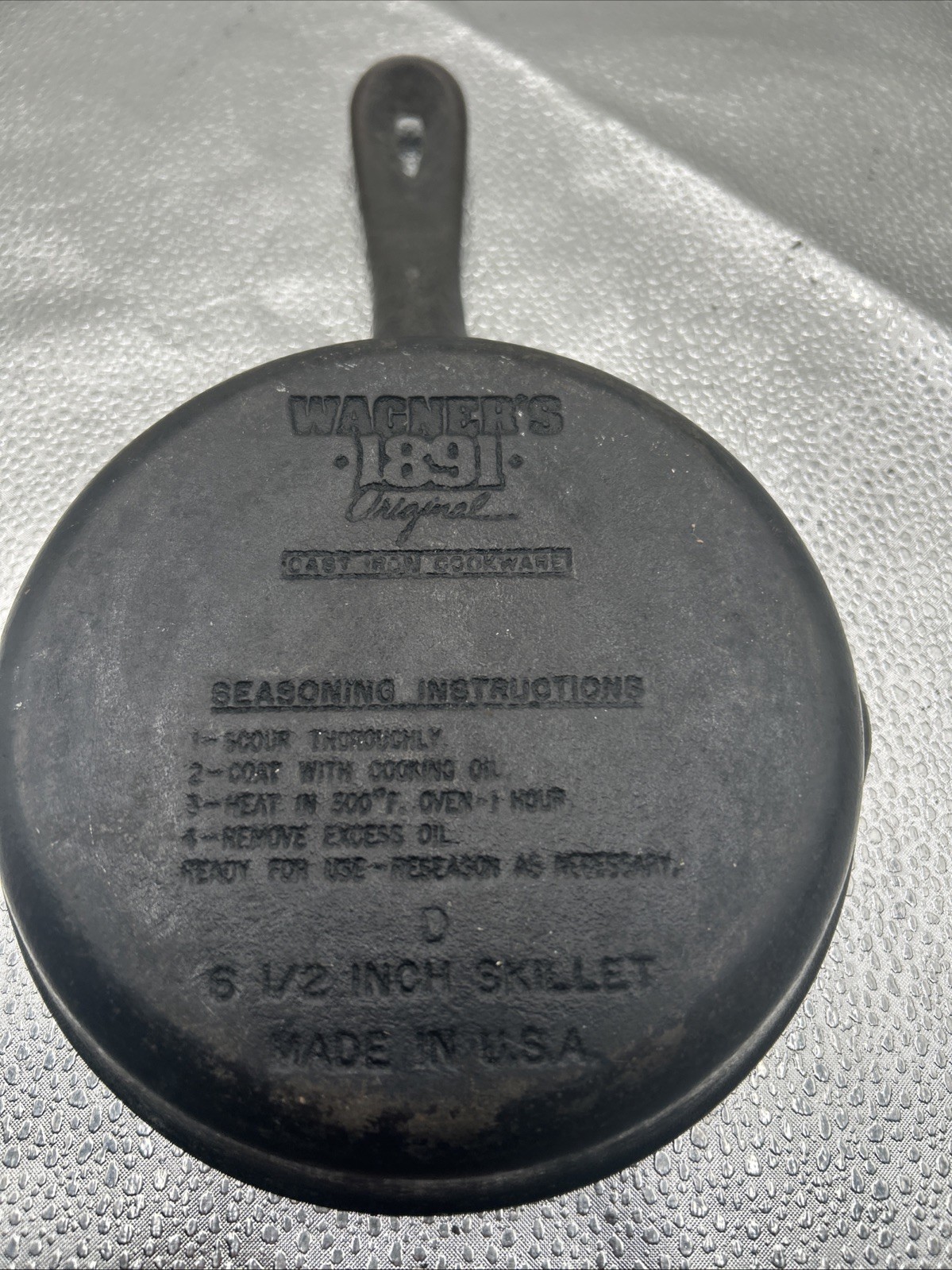 Vintage Wagner’s 1891 Original Cast Iron Skillet \
