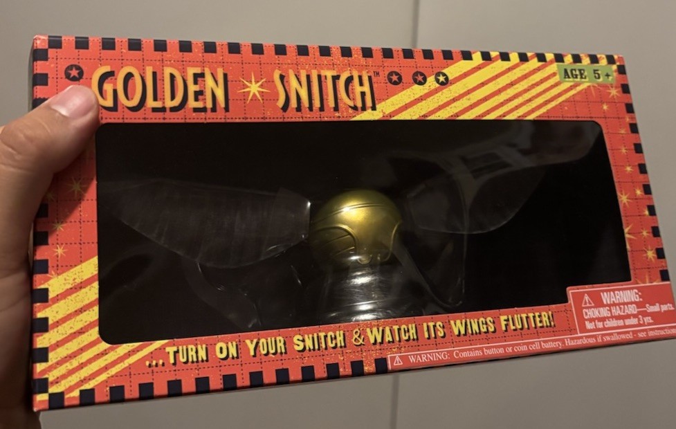Exclusive Universal Studios Wizarding World of Harry Potter Golden Snitch Toy