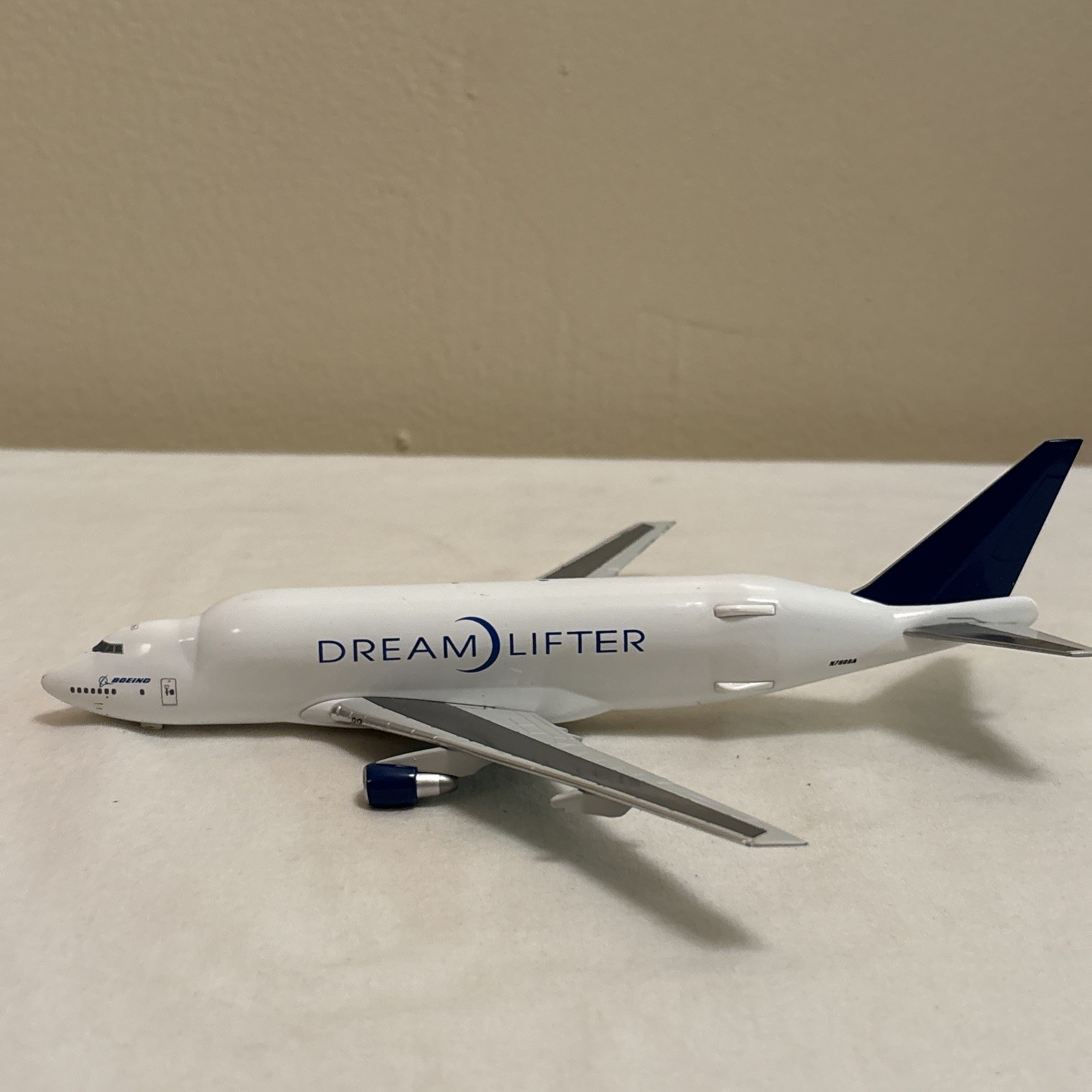 Boeing 747-400LCF N780BA Dreamlifter Hogan Model AS-IS *READ*