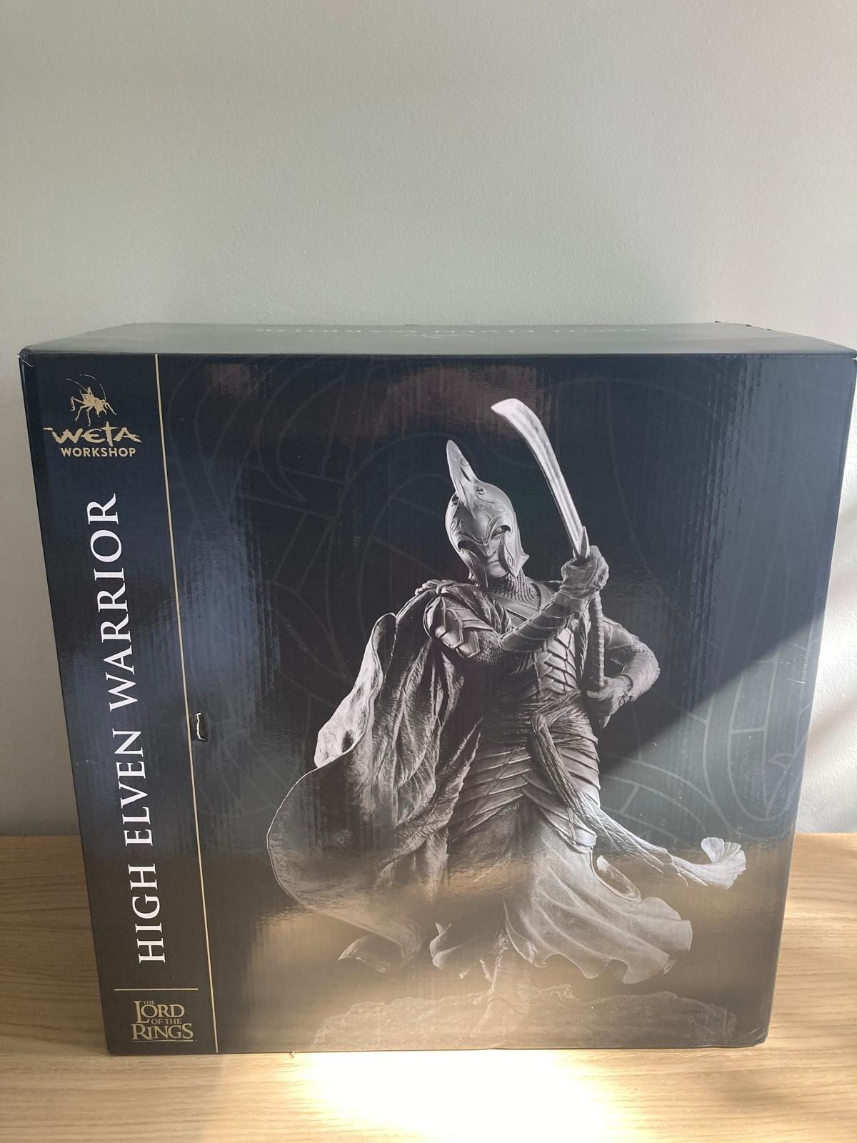 Weta Workshop High Elven Warrior 1/6 Scale Statue - #170/750 (minor chip)
