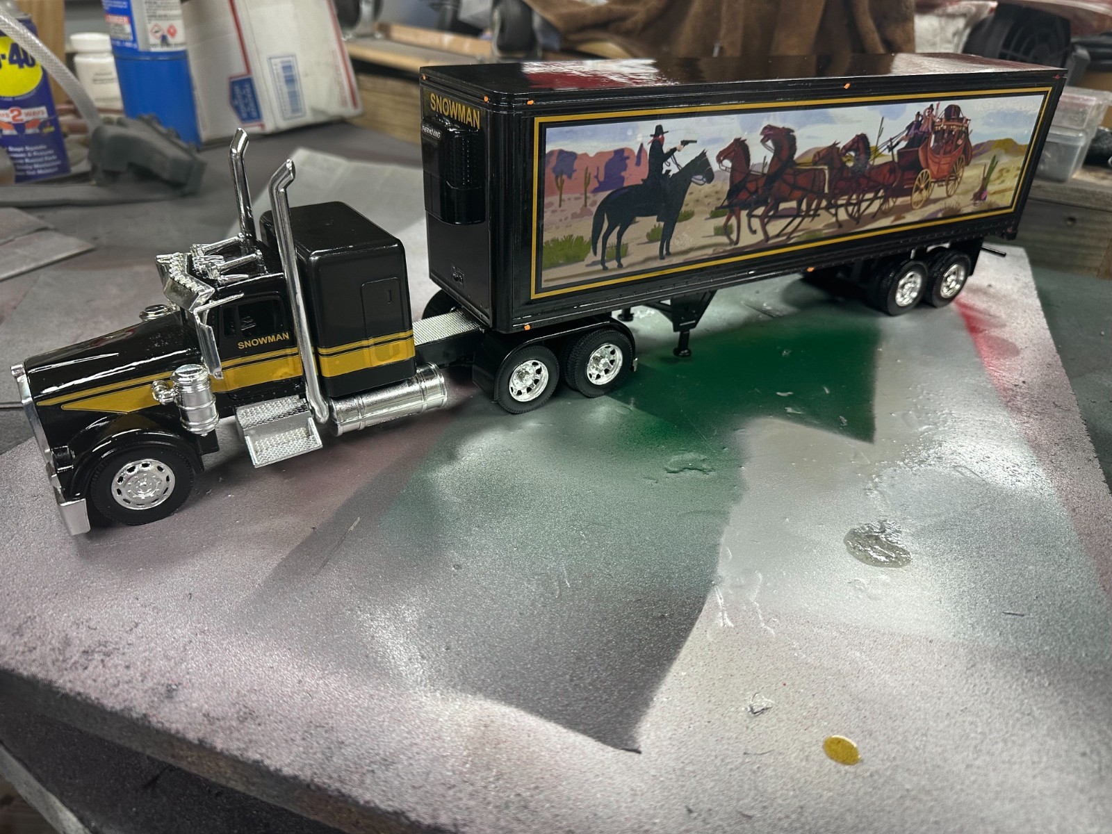 Smokey&the Bandit 1/32 tractor trailer