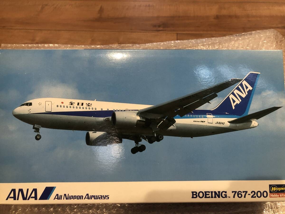 Hasegawa 1/200 ANA Boeing 767-200 Model Kit Airliner Plastic Scale Vintage