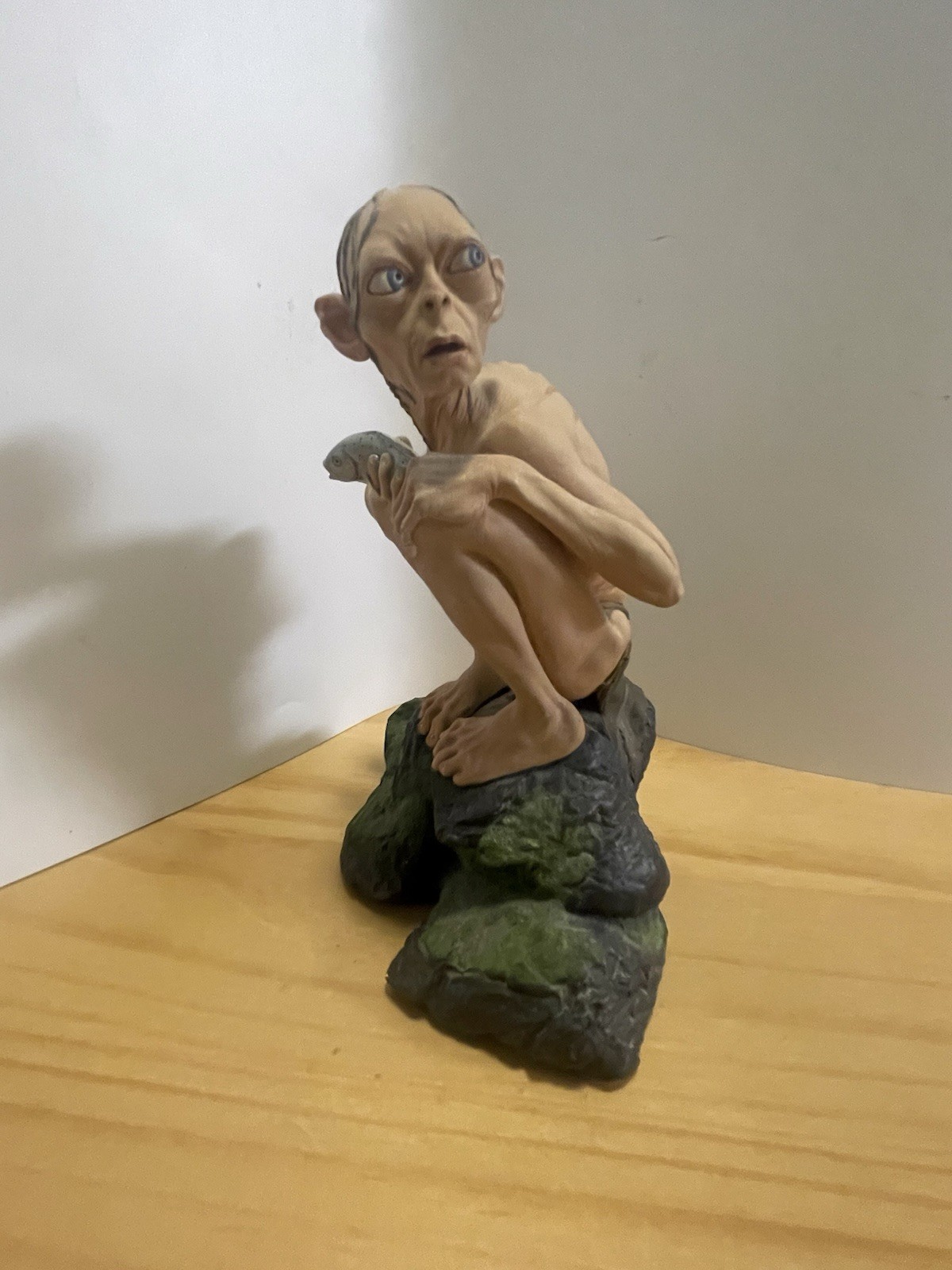 Lord Of The Rings SMEAGOL Gollum Statue Figure DVD Collectible Two Towers 